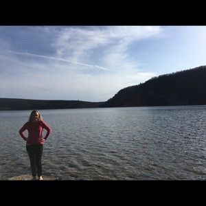 Meet your Posher, Nicole